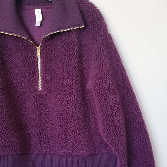 Varley Daphne Sherpa Luxe Pullover - Picture 4 of 8